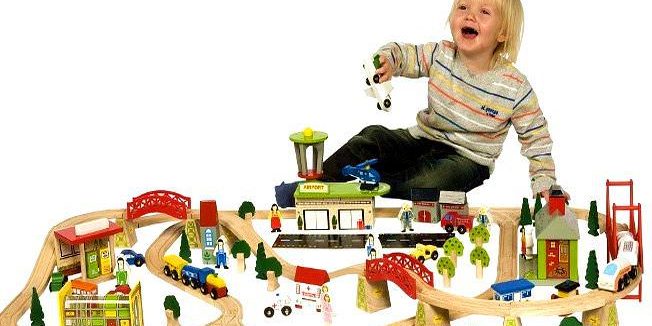 10 самых популярных игрушек для детей — народный рейтинг