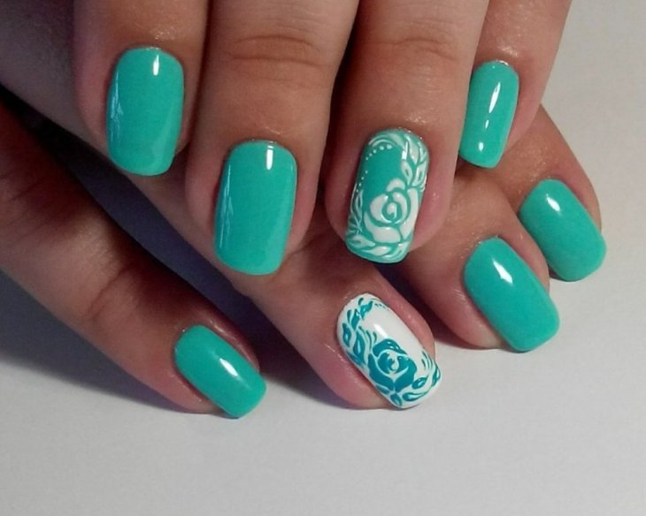 Бирюзовый маникюр: примеры дизайна на фото