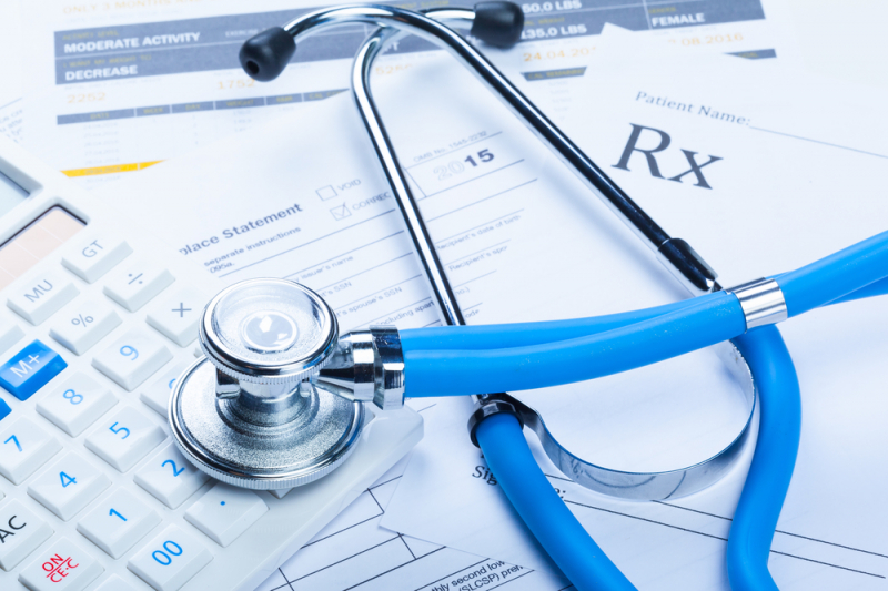 Что это значит: дмс после прохождения испытательного срока