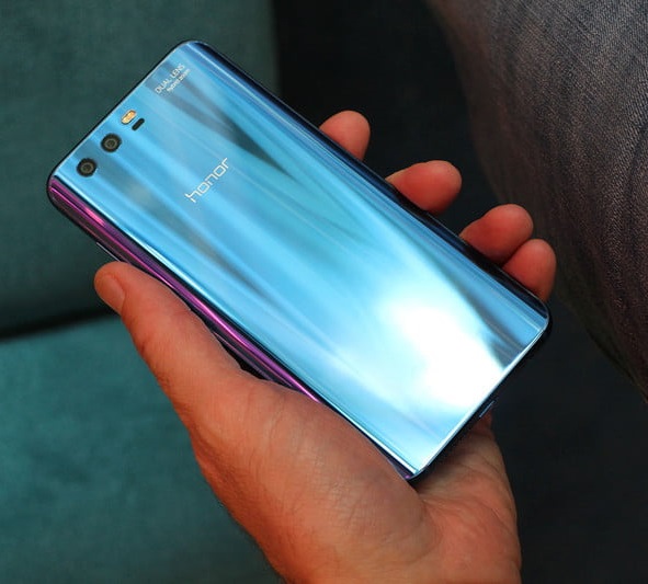 Что лучше купить: huawei p20 lite или honor 9