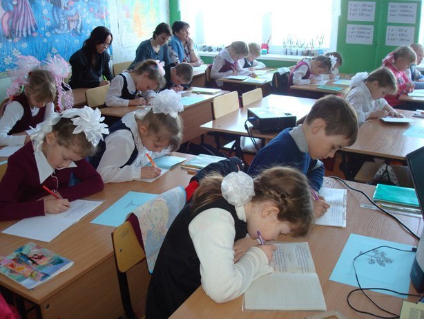Движение – жизнь. привыкаем с детства жить на ногах, а не попе.