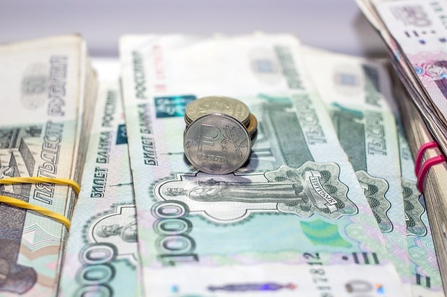 Ежемесячные выплаты из материнского капитала в 2019 году наличными: свежие новости