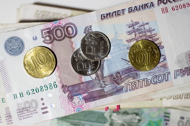 Ежемесячные выплаты из материнского капитала в 2019 году наличными: свежие новости