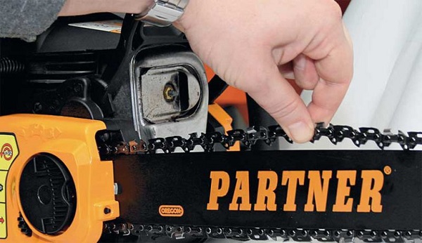 Инструкция, как правильно обкатать новую или отремонтированную бензопилу