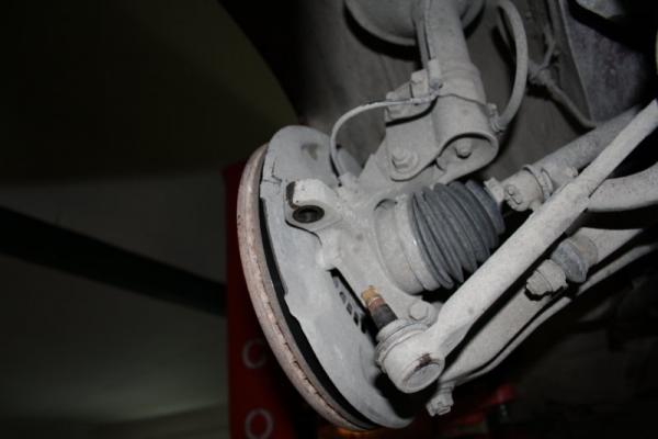 Как омолодить кожаное рулевое колесо?