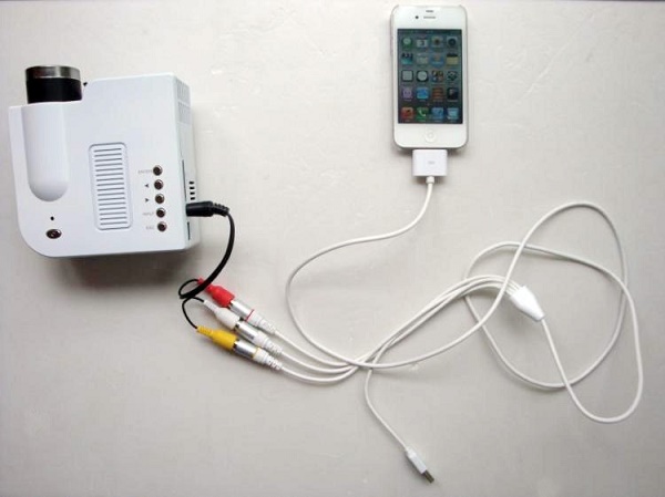 Как подключить проектор к телевизору проводным и беспроводным способами