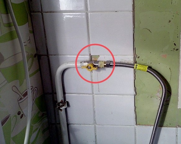 Как пользоваться газовой плитой и правильно зажечь ее
