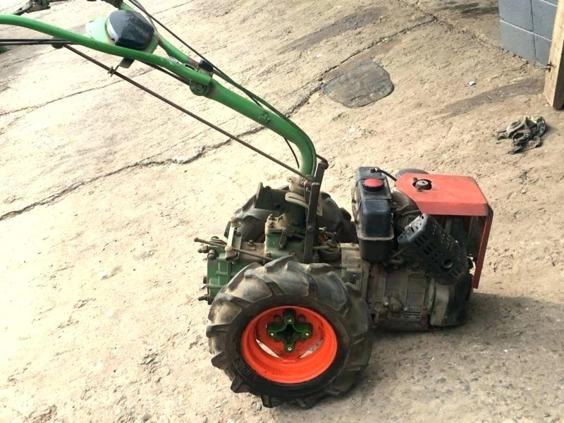 Как регистрировать минитрактор, и нужны ли права на его управление