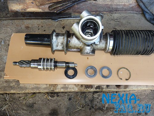 Как снять рулевую рейку