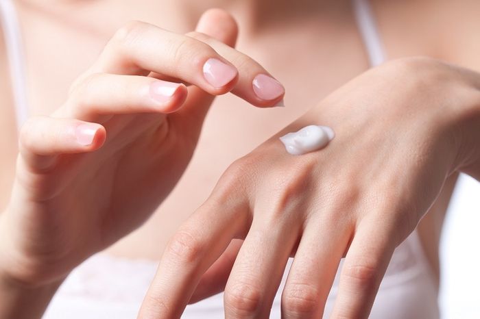 Как ухаживать за сухой кожей рук