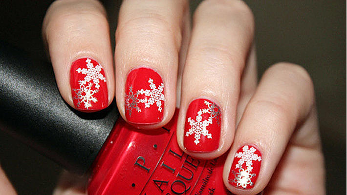 Каким должен быть новогодний маникюр