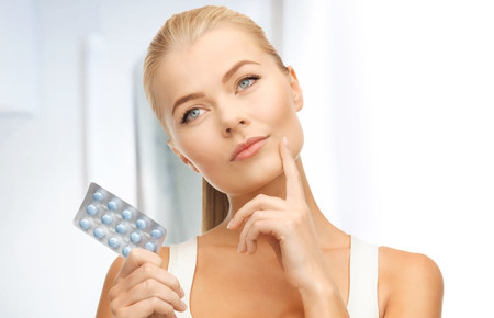 Лечение акне антибиотиками и косметическими средствами