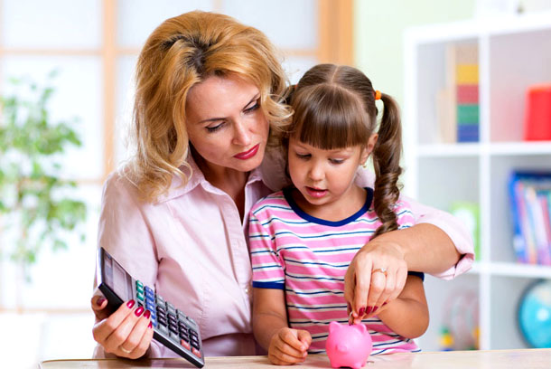 Льготы матерям-одиночкам в 2019 году: какая помощь положена одинокой маме от государства