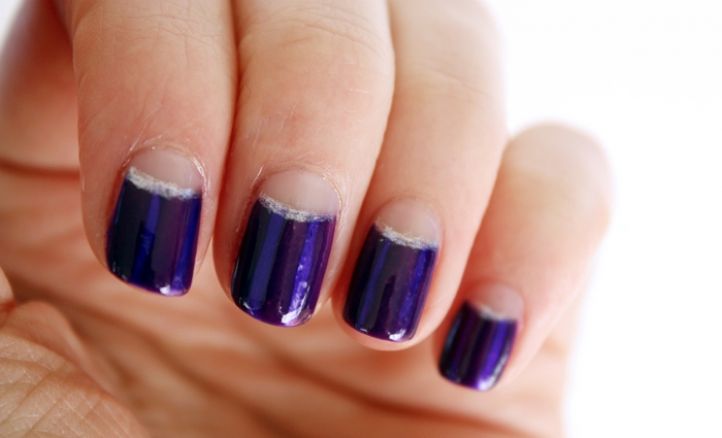 Лунный маникюр: старый знакомый в новом стиле.