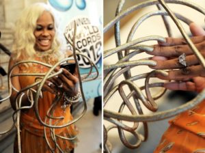 Маникюрные рекорды: самые длинные ногти мира