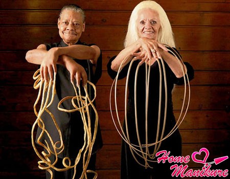 Маникюрные рекорды: самые длинные ногти мира