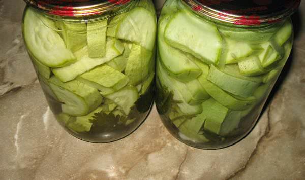 Маринованные кабачки на зиму: пальчики оближешь, в банках, рецепт, консервировать, приготовление, хрустящие, вкусные, фото и видео