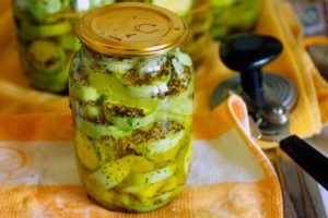 Маринованные кабачки на зиму: пальчики оближешь, в банках, рецепт, консервировать, приготовление, хрустящие, вкусные, фото и видео