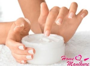 Маски для ногтей: лимон, красный перец, мед и другие компоненты