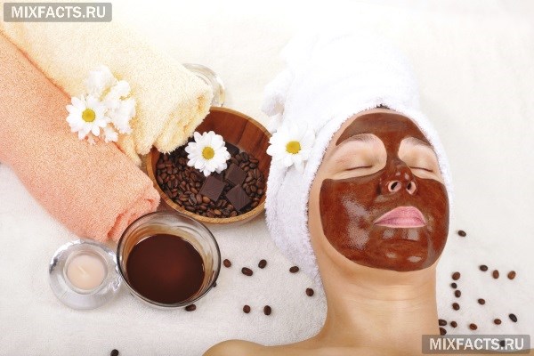 Маски из кофейной гищи: польза черного напитка для кожи лица
