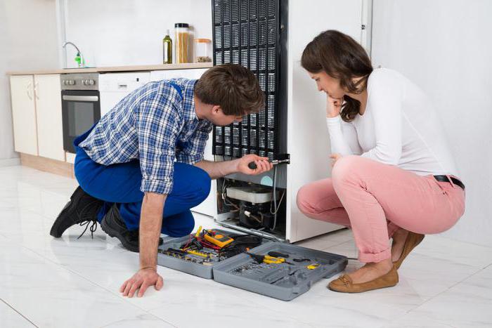 Почему холодильник постоянно работает и не отключается?