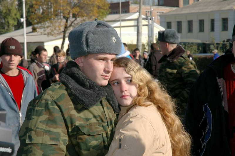 Пособие жене военнослужащего по призыву в 2019 году — размер, условия получения, оформление