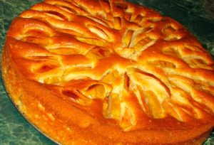 Постная шарлотка с яблоками: рецепты, как приготовить, очень вкусно