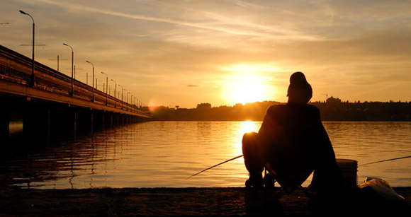При каком ветре не клюет рыба?