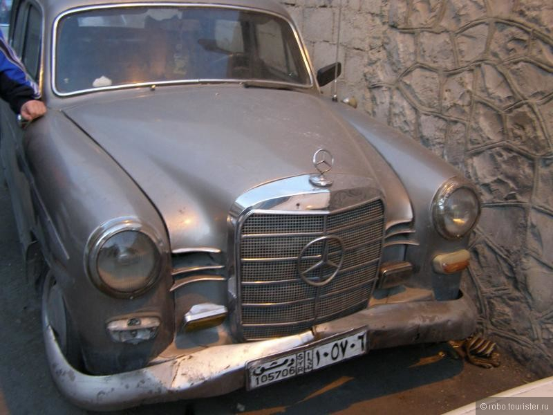 Произведен первый автомобиль из разлагающихся материалов