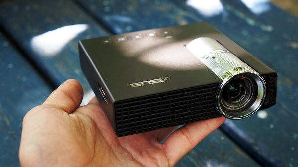 Разновидности мини-проекторов: карманные, портативные, pico