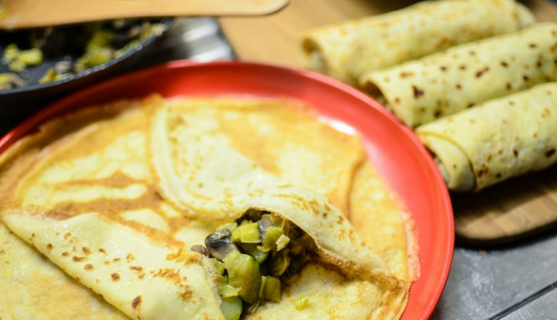 Рецепт блинов из говяжьей печени: свиная начинка, фото и видео