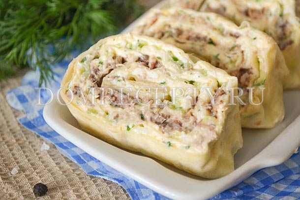 Рулет из лаваша с рыбными консервами