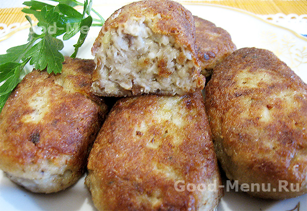 Рыбные котлеты из карася