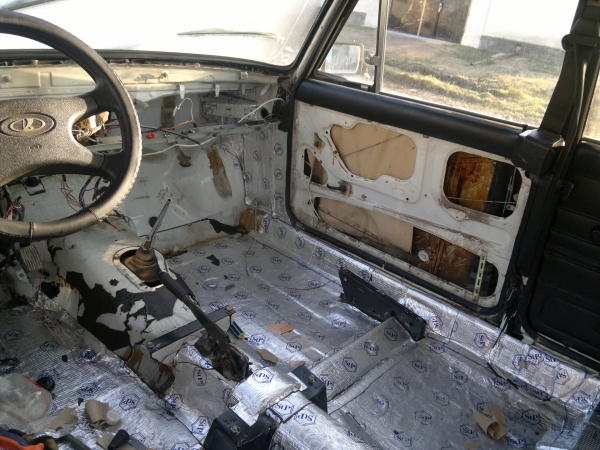 Шумоизоляция автомобиля ваз своими руками