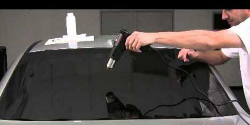 Снимаем тонировку с заднего стекла