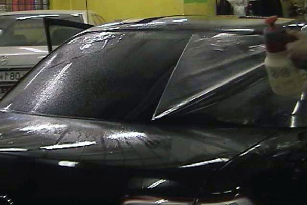 Снимаем тонировку с заднего стекла