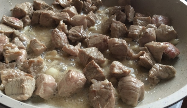 Свинина в вине (красном и белом): простой рецепт блюда своими руками