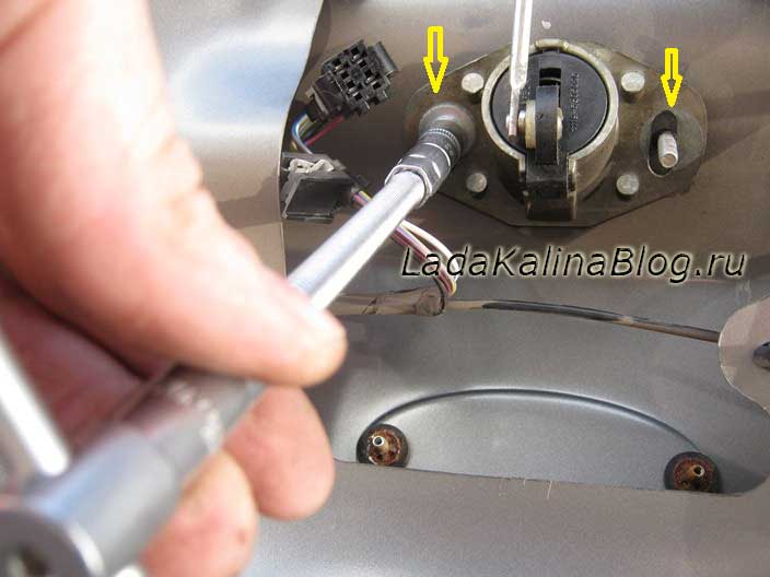 Установка замка багажника калины