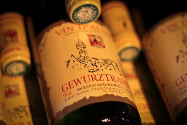 Вино Gewurztraminer (Гевюрцтраминер): описание напитка и с чем правильно подавать?