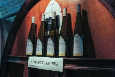 Вино Gewurztraminer (Гевюрцтраминер): описание напитка и с чем правильно подавать?