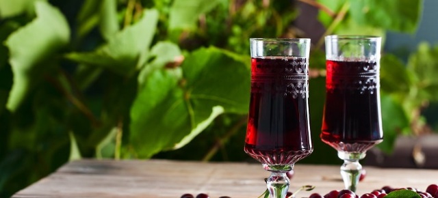 Вино из ирги в домашних условиях — рецепт приготовления