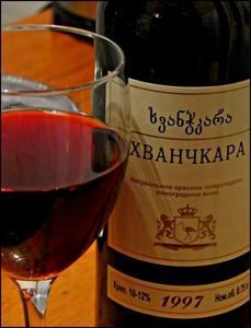 Вино Khvanchkara (Хванчкара): происхождение и главный секрет грузинского рубинового напитка