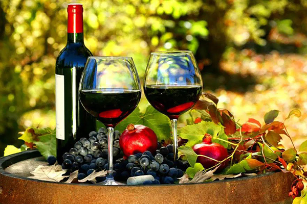 Вино Khvanchkara (Хванчкара): происхождение и главный секрет грузинского рубинового напитка