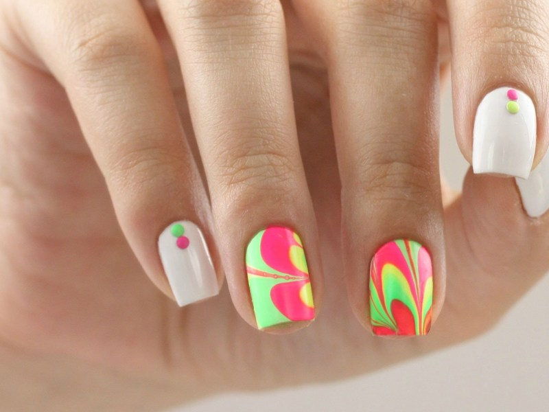 Водный маникюр в домашних условиях: варианты узоров, способы окрашивания ногтя, необходимые инструменты